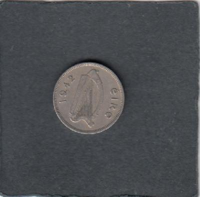 Beschrijving: 3 Pence  HARE  